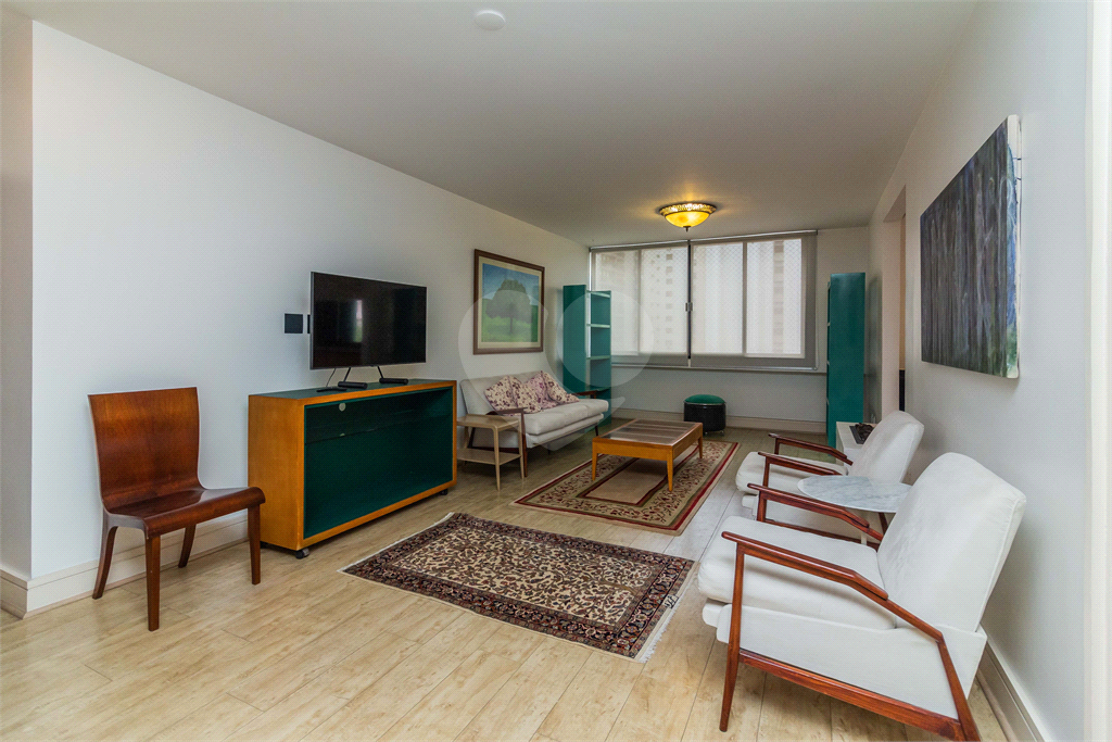Apartamento - Jardins - 2 Dormitórios / Quartos - 2 suítes - 1 vaga - Locação / Aluguel