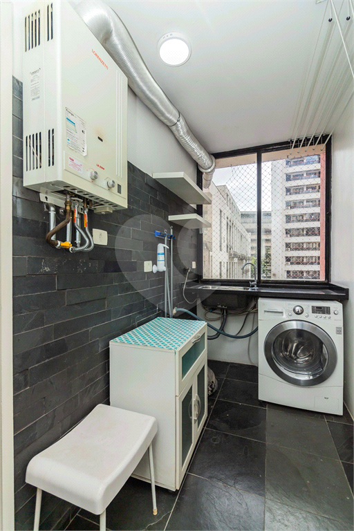Apartamento - Jardins - 2 Dormitórios / Quartos - 2 suítes - 1 vaga - Locação / Aluguel