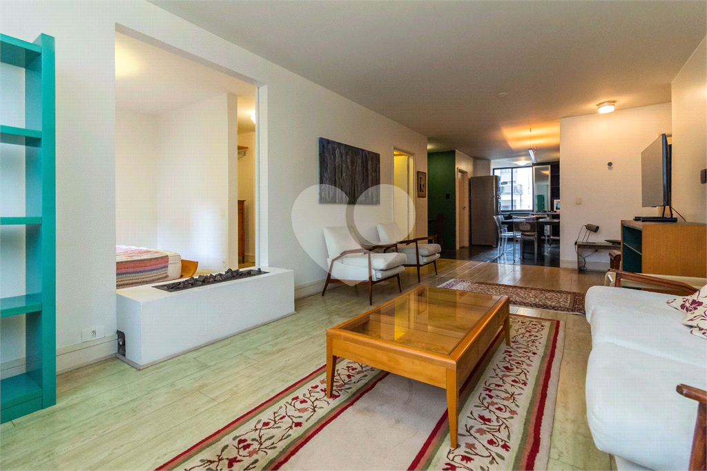 Apartamento - Jardins - 2 Dormitórios / Quartos - 2 suítes - 1 vaga - Locação / Aluguel