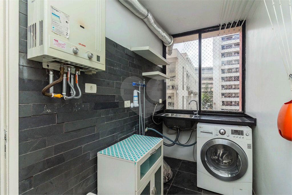 Apartamento - Jardins - 2 Dormitórios / Quartos - 2 suítes - 1 vaga - Locação / Aluguel