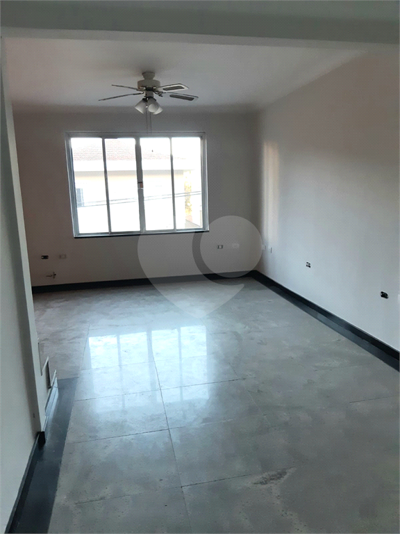 Sobrado à venda com 7 quartos, 300m² - Foto 4