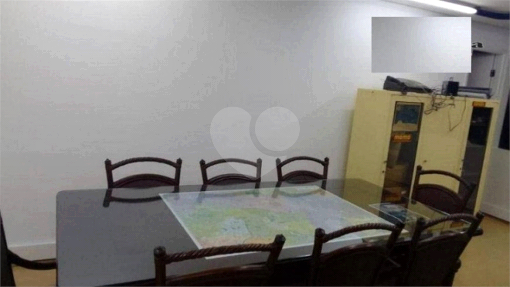 Santa Cecilia Sala Comercial à venda com 1 vaga prédio localizado a 200 metros do Metrô!!