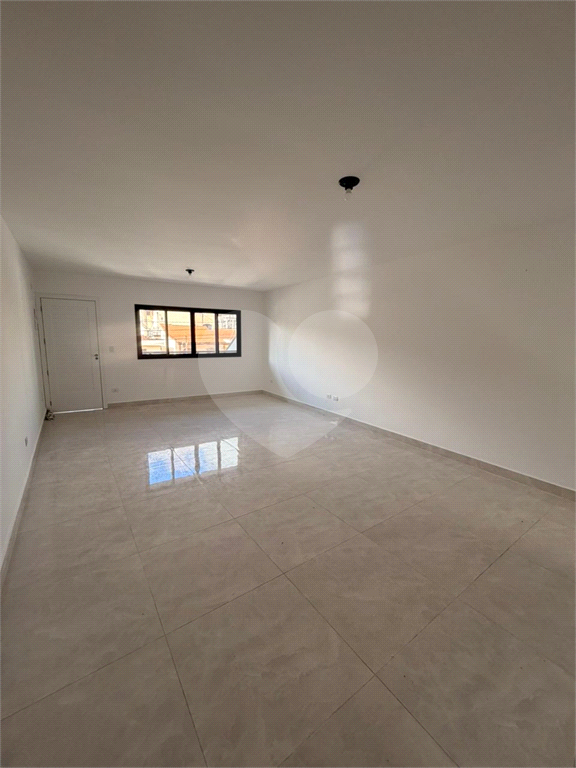 Sobrado próximo ao metrô Parada Inglesa - 3 suítes e 3 vagas 