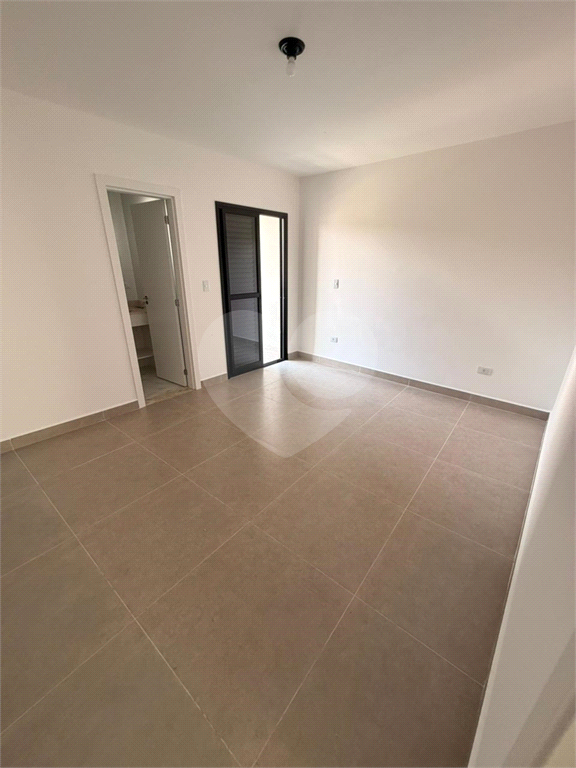 Sobrado próximo ao metrô Parada Inglesa - 3 suítes e 3 vagas 