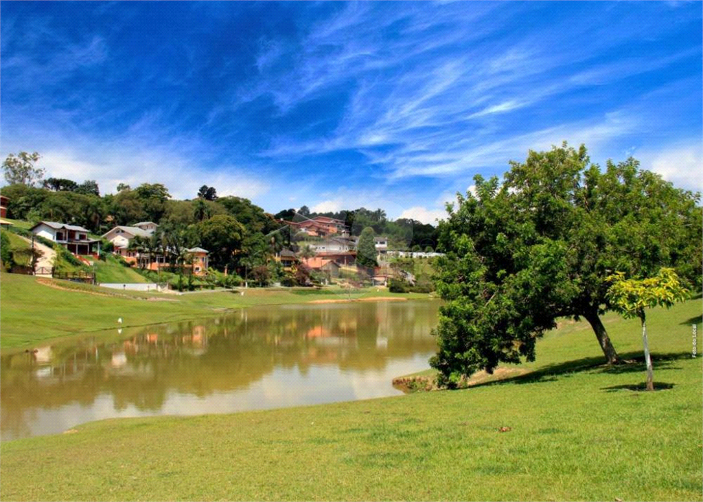 LOTEAMENTO em SERRA DOS LAGOS (JORDANÉSIA)