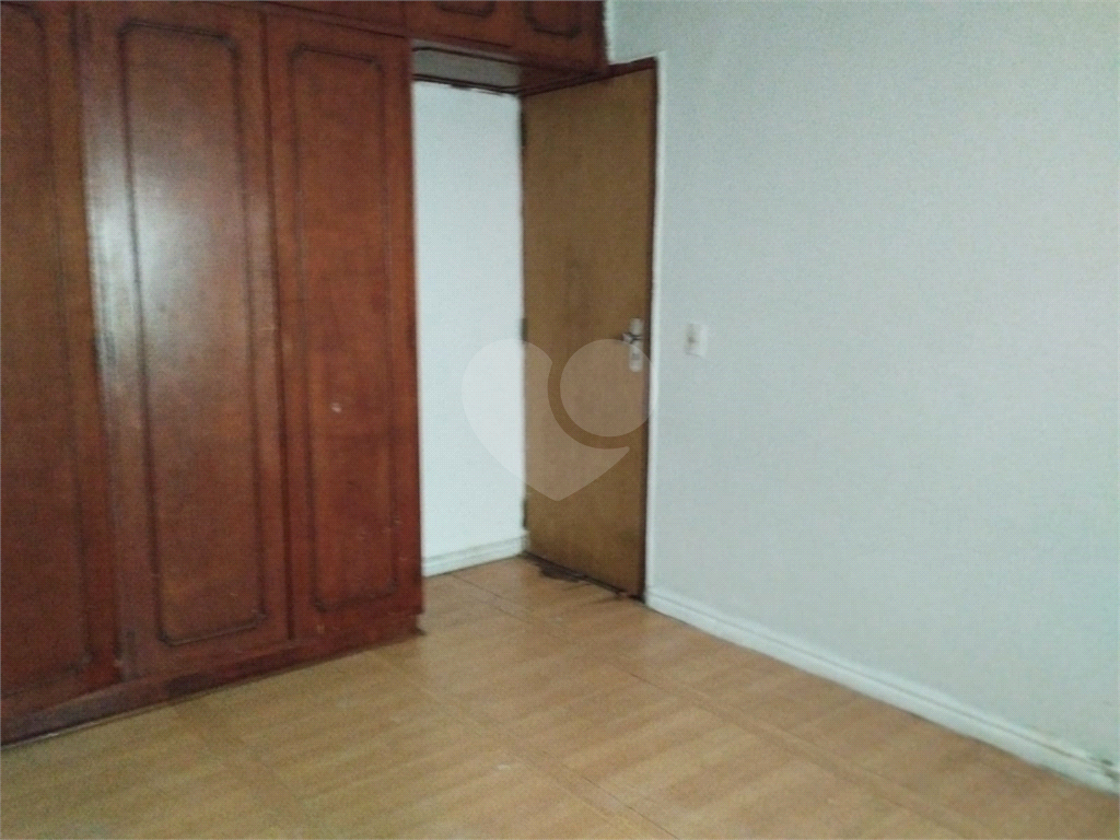 Casa à venda com 2 quartos, 170m² - Foto 21