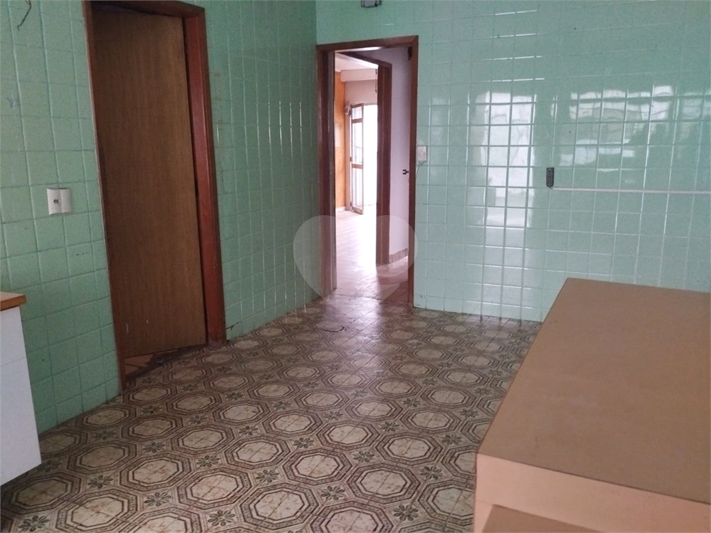 Casa à venda com 2 quartos, 170m² - Foto 13