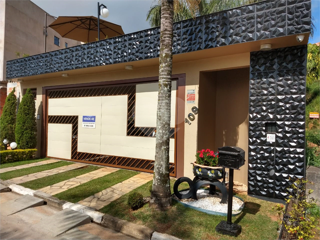CONDOMÍNIO em JARDIM ÂNGELA