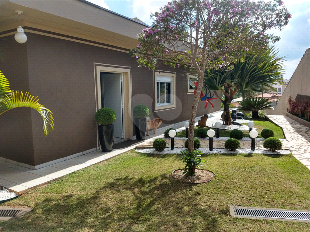 CONDOMÍNIO em JARDIM ÂNGELA