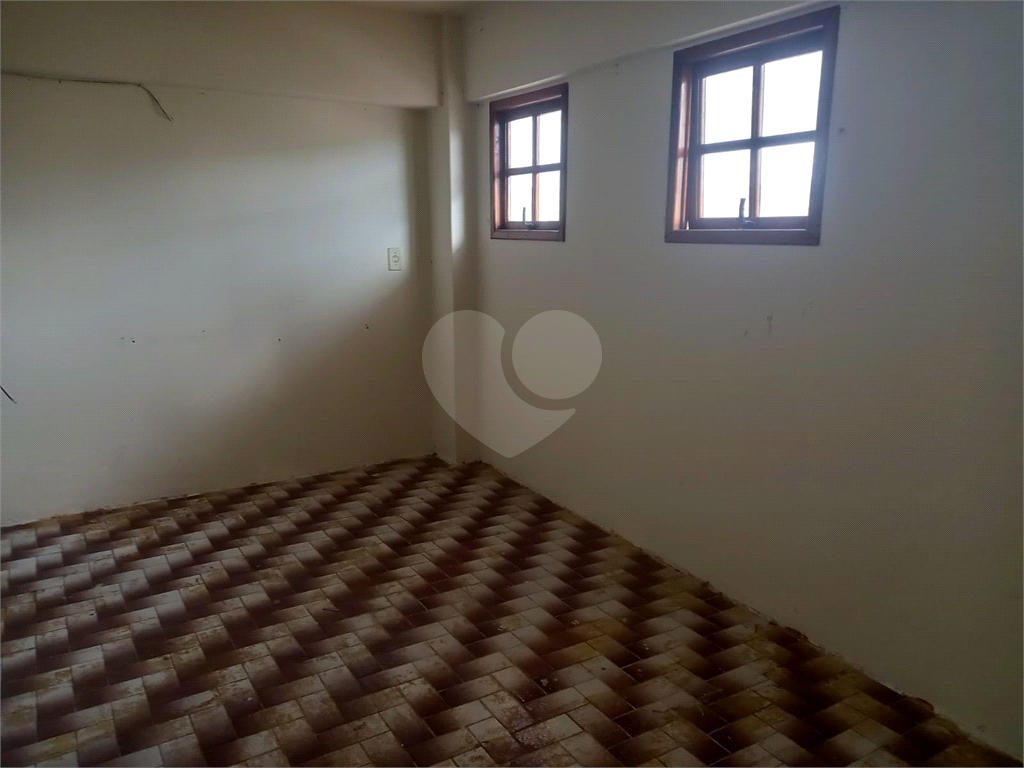 Casa Térrea - Condomínio - Santa  Terezinha - SP
