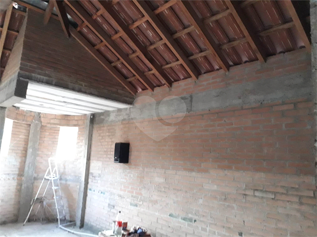 Lindo SOBRADO NOVO -03 SUÍTES - 05 VAGAS - 280m² - ESTILO MEDIEVAL - PARQUE MANDAQUI