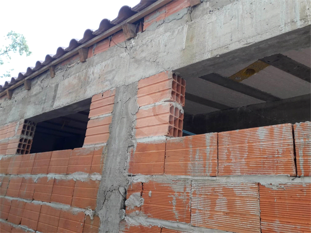 Lindo SOBRADO NOVO -03 SUÍTES - 05 VAGAS - 280m² - ESTILO MEDIEVAL - PARQUE MANDAQUI