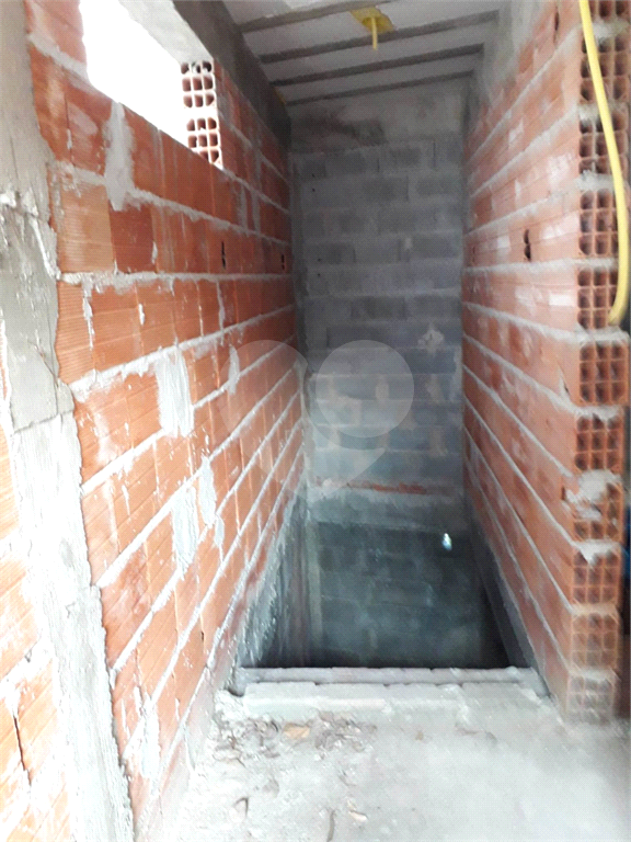 Lindo SOBRADO NOVO -03 SUÍTES - 05 VAGAS - 280m² - ESTILO MEDIEVAL - PARQUE MANDAQUI