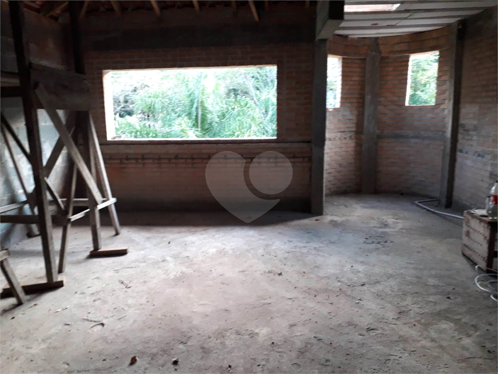 Lindo SOBRADO NOVO -03 SUÍTES - 05 VAGAS - 280m² - ESTILO MEDIEVAL - PARQUE MANDAQUI