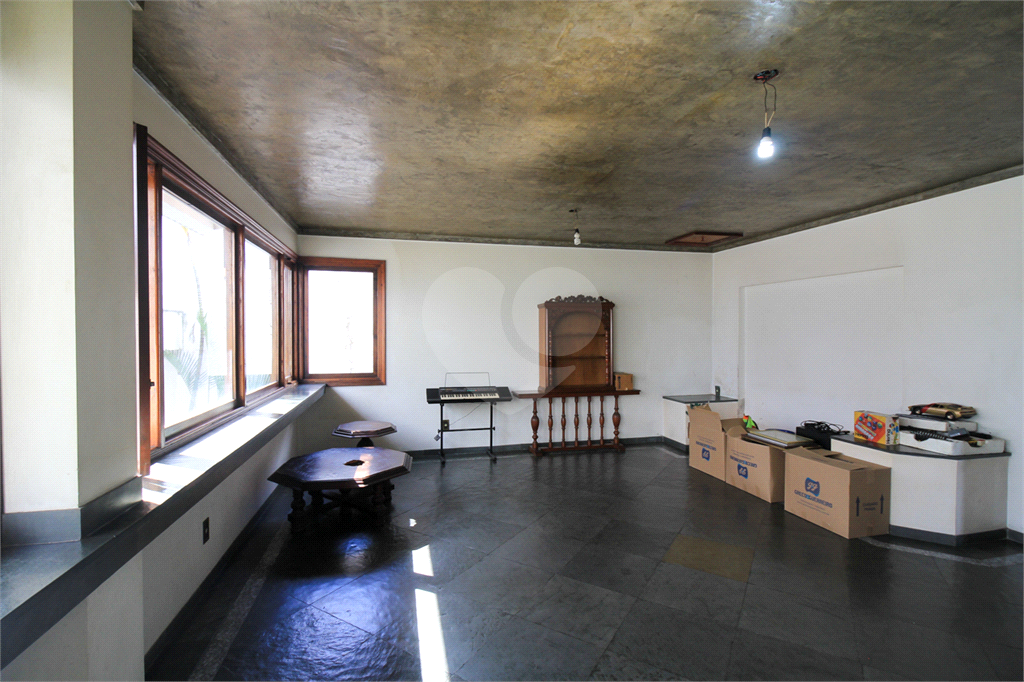 Casa a venda com 5 dormitórios -Jardim São Bento 