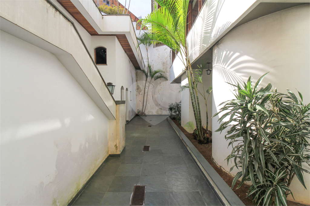 Casa a venda com 5 dormitórios -Jardim São Bento 