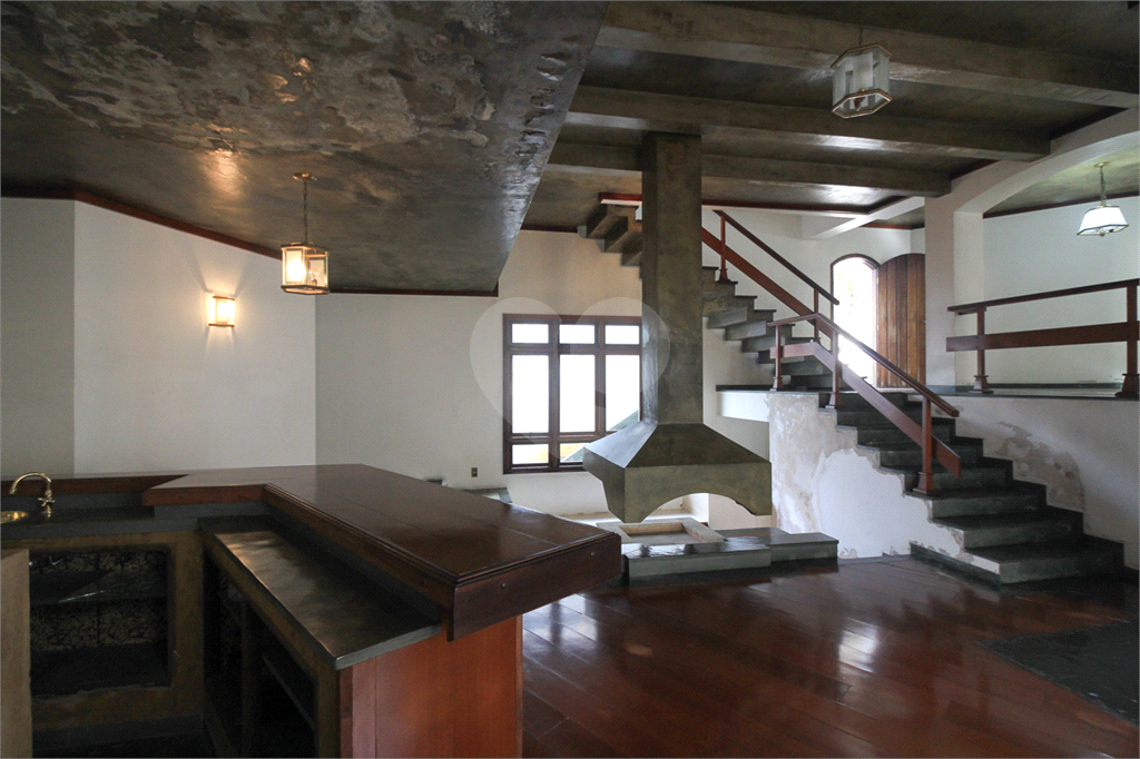 Casa a venda com 5 dormitórios -Jardim São Bento 