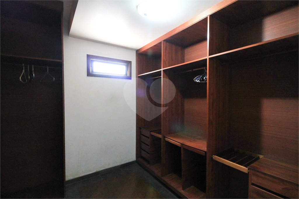 Casa a venda com 5 dormitórios -Jardim São Bento 