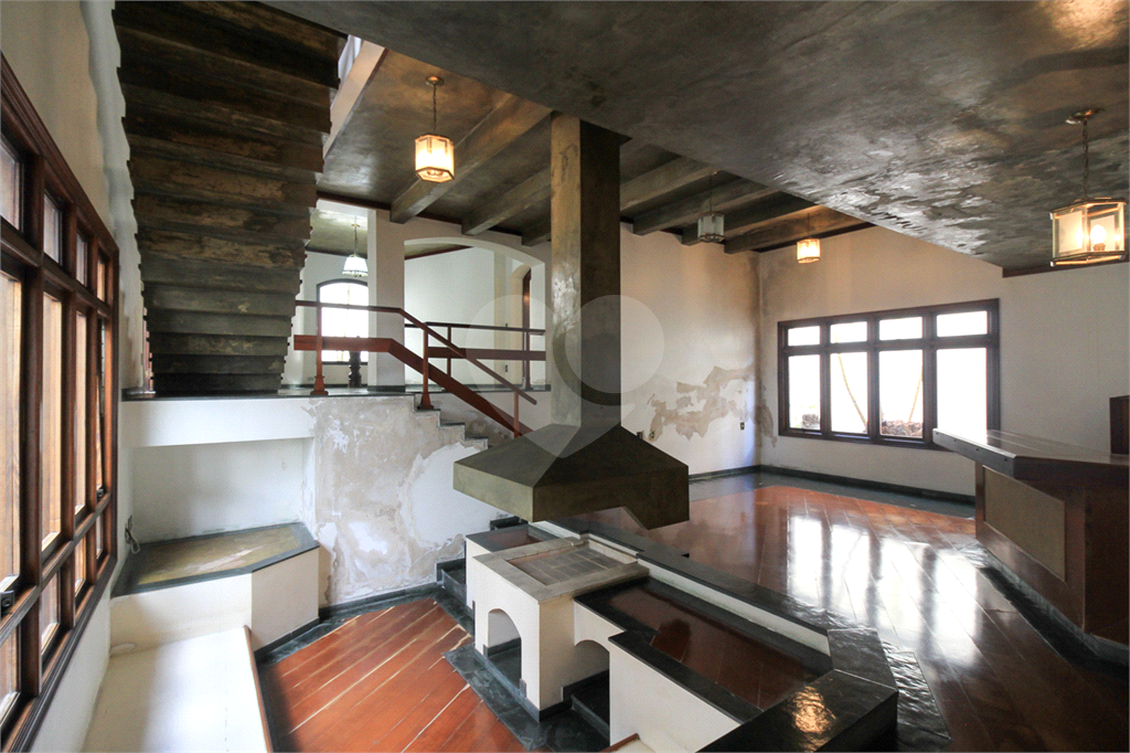 Casa a venda com 5 dormitórios -Jardim São Bento 