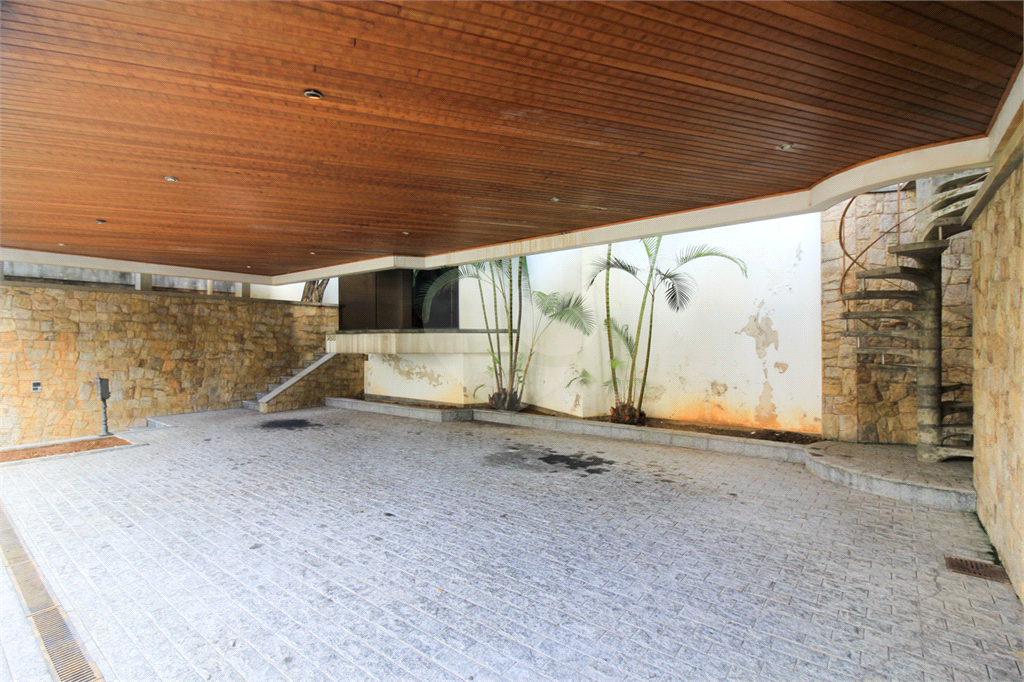Casa a venda com 5 dormitórios -Jardim São Bento 