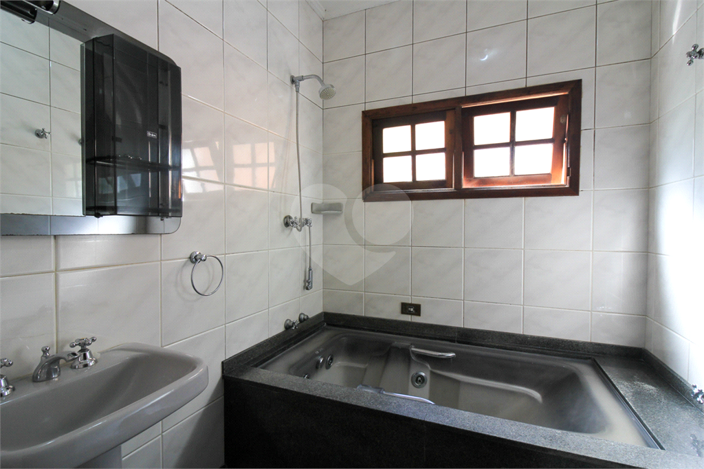 Casa a venda com 5 dormitórios -Jardim São Bento 