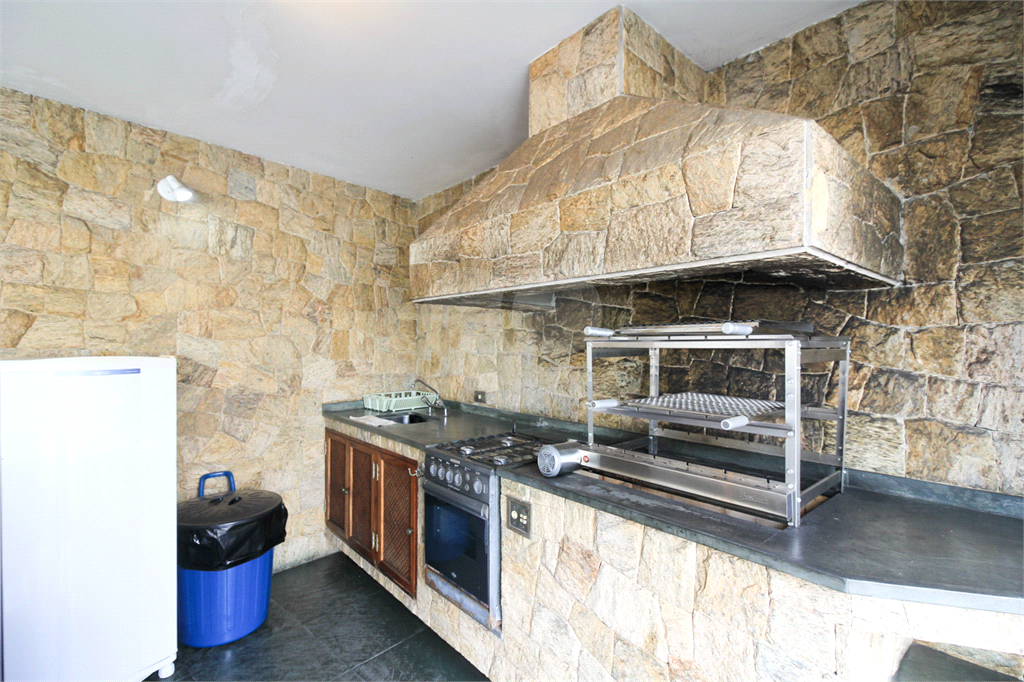 Casa a venda com 5 dormitórios -Jardim São Bento 