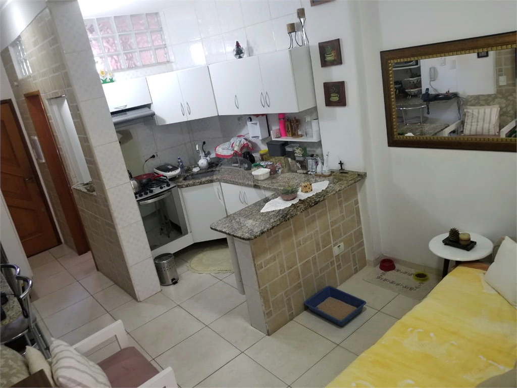 Apartamento 02 dormitórios na Republica