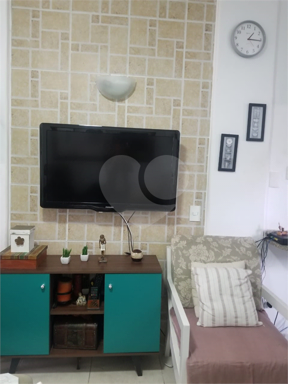 Apartamento 02 dormitórios na Republica