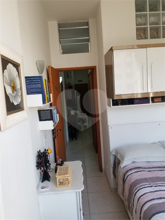 Apartamento 02 dormitórios na Republica