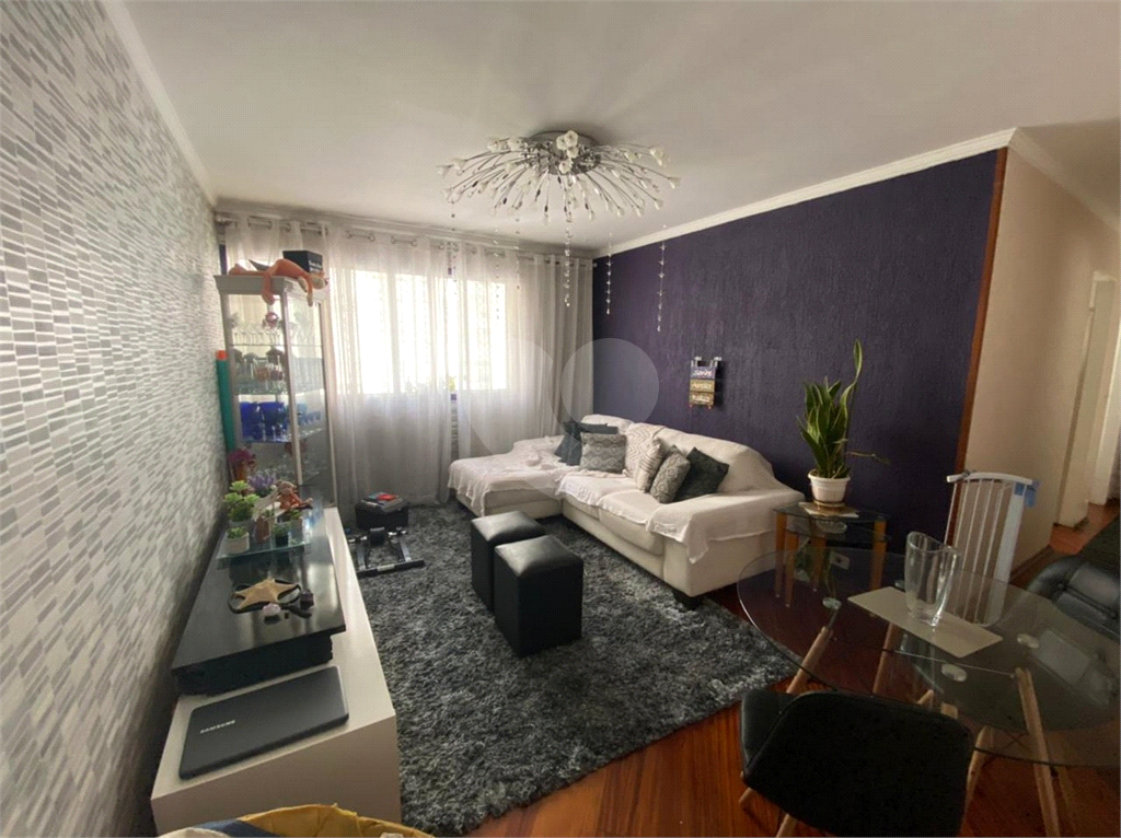APARTAMENTO em BELA VISTA