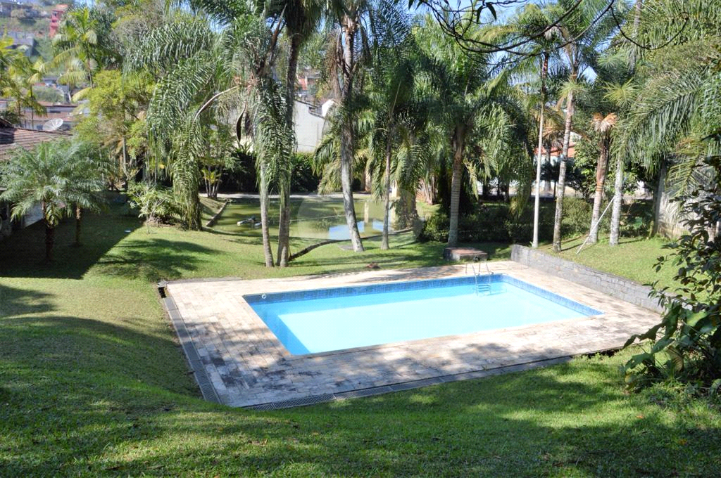 CHÁCARA em SANTA ISABEL