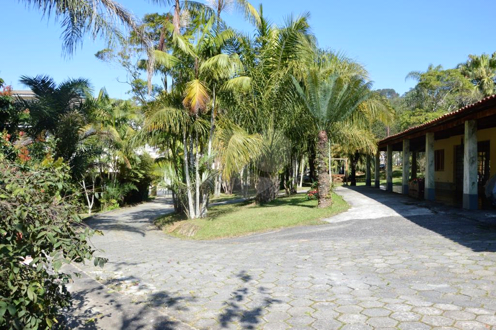 CHÁCARA em SANTA ISABEL