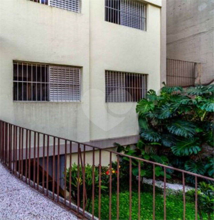 APARTAMENTO em SANTANA