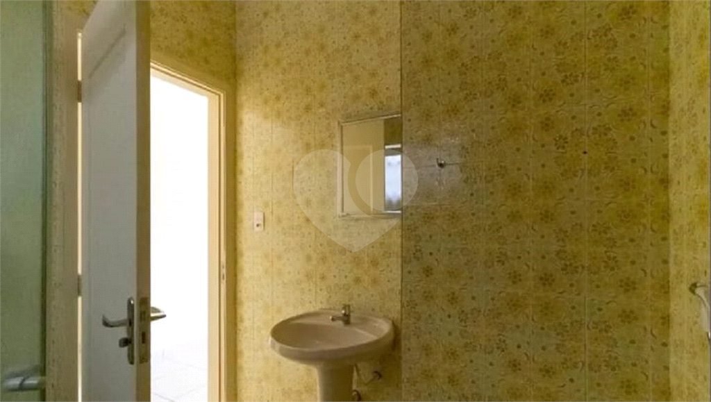 APARTAMENTO em CAMBUCI