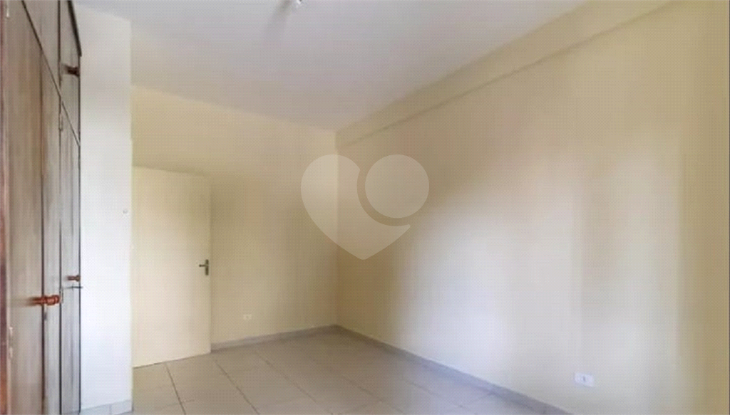 APARTAMENTO em CAMBUCI
