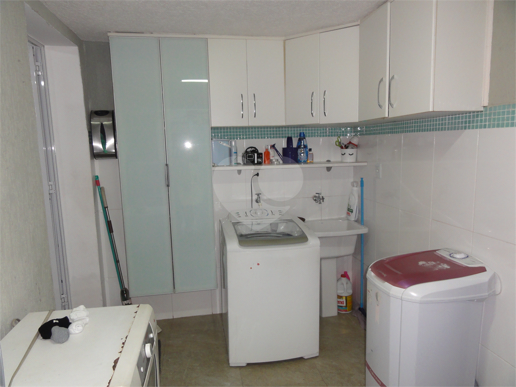 Sobrado à venda com 3 quartos, 180m² - Foto 22