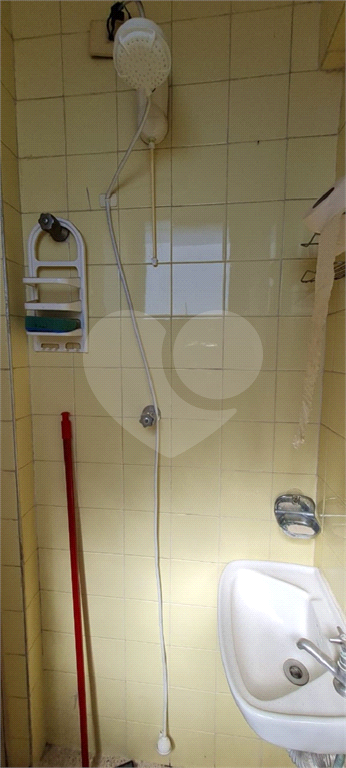 Apto bem iluminado e ventilado contendo 3 dormitórios para venda na Vila Clementino
