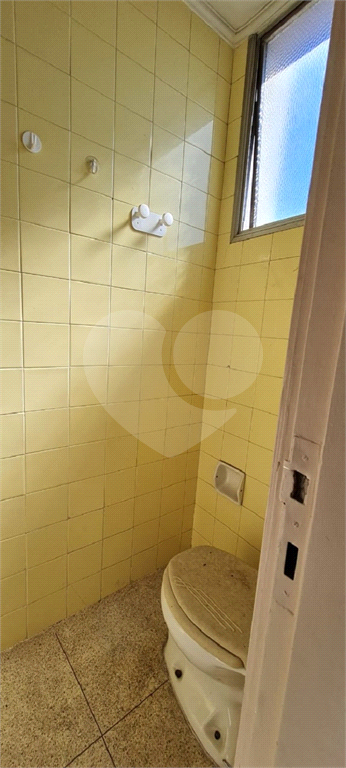 Apto bem iluminado e ventilado contendo 3 dormitórios para venda na Vila Clementino