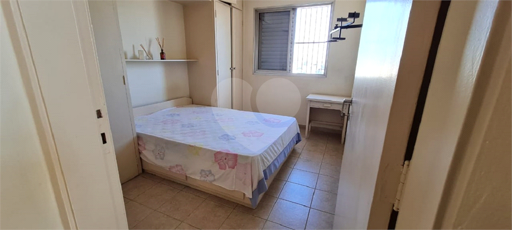 Apto bem iluminado e ventilado contendo 3 dormitórios para venda na Vila Clementino