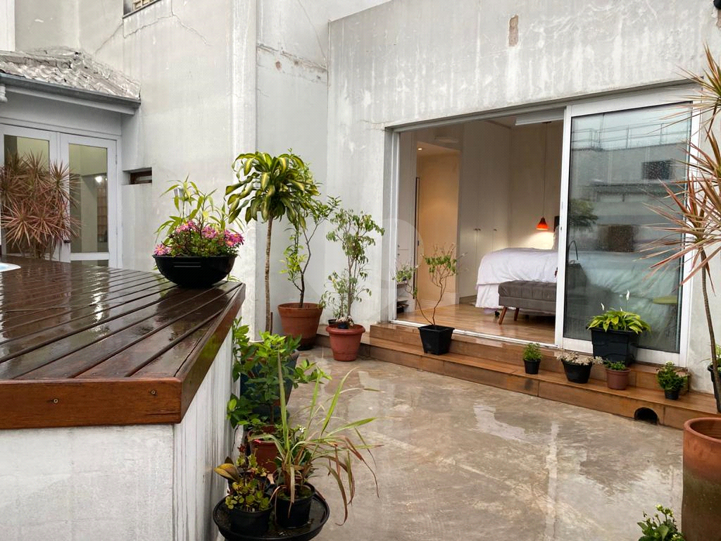 Cobertura na vila Madalena