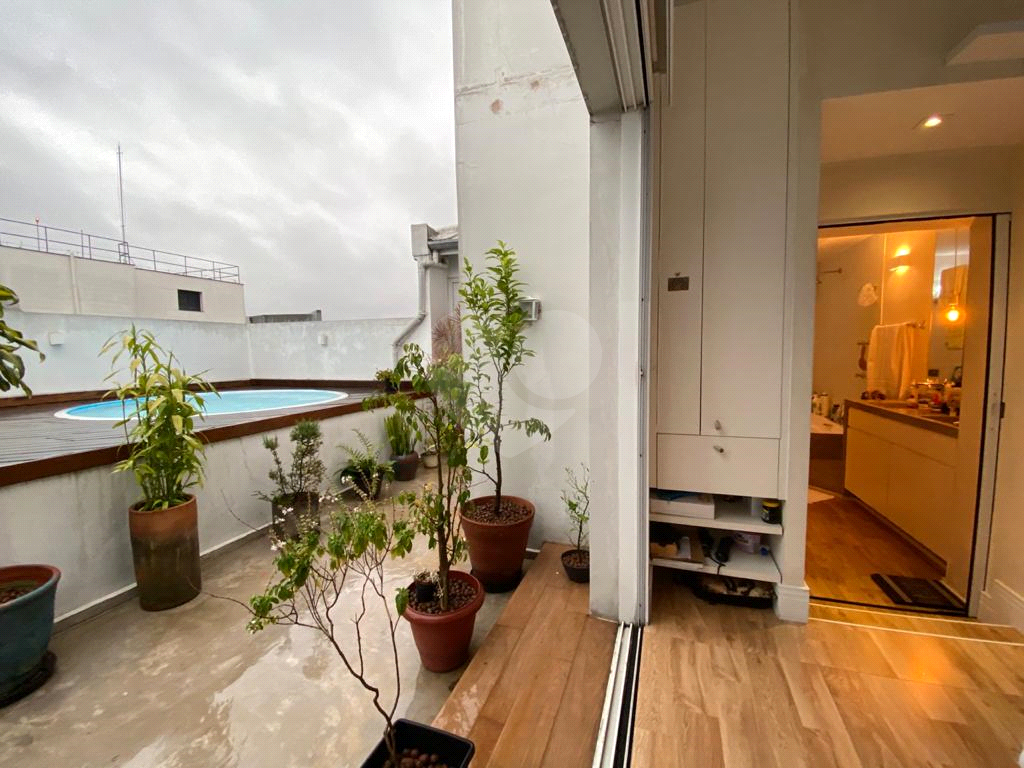 Cobertura na vila Madalena