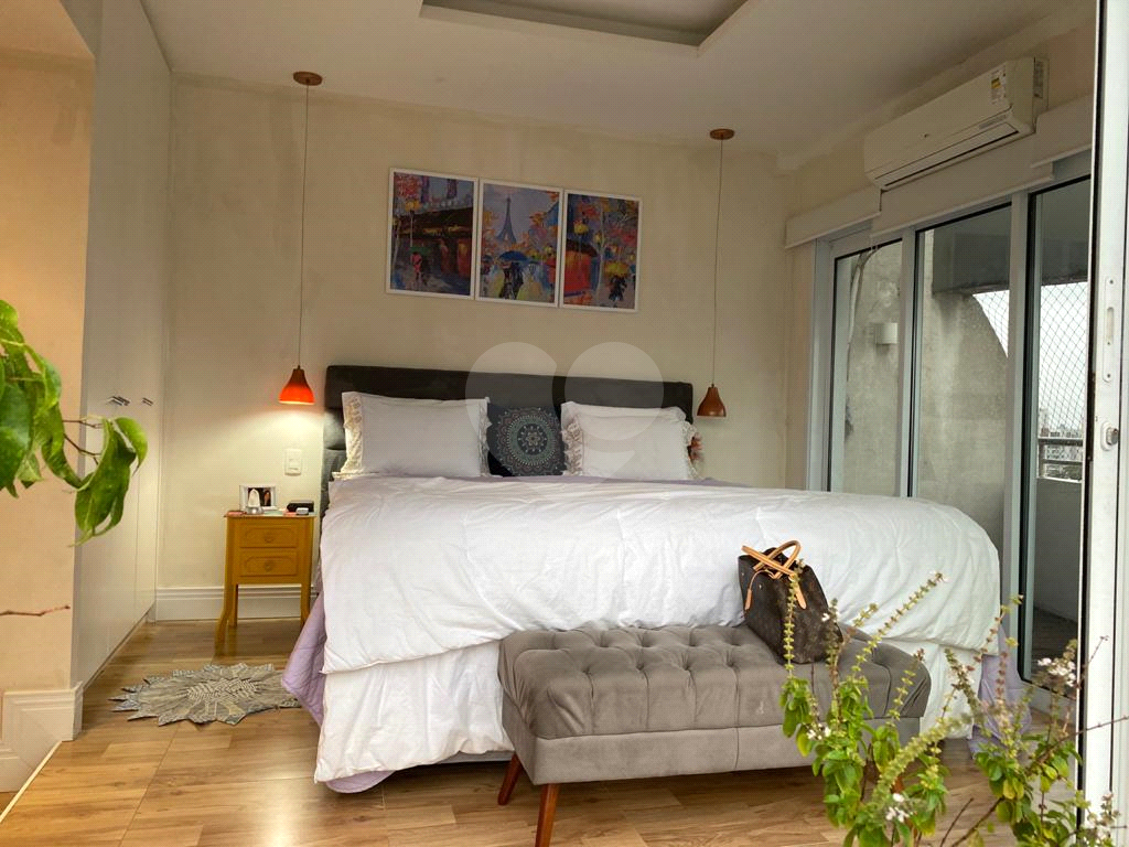 Cobertura na vila Madalena