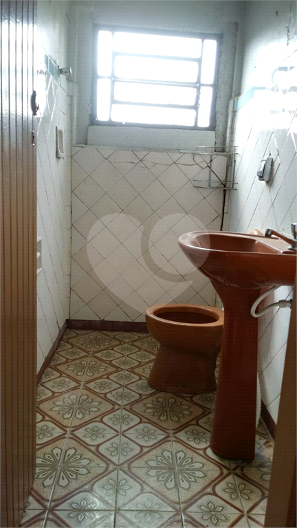 Casa assobradada - 02 casas independentes - Vila Constança