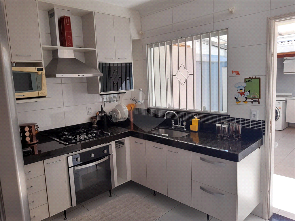 Sobrado à venda com 3 quartos, 102m² - Foto 4