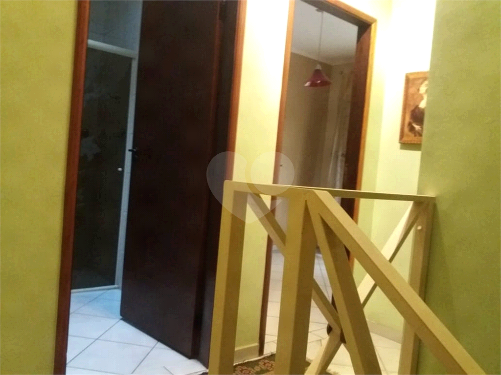 Sobrado em condóminio fechado !