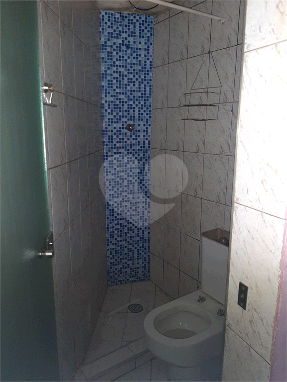 Ampla casa, são 189m de construção, 3 quartos, 4 vagas