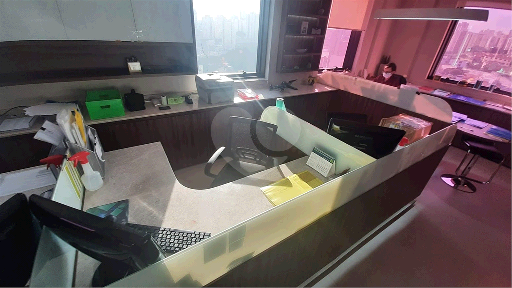 SALAS COMERCIAIS  EM SANTANA - 110M2 