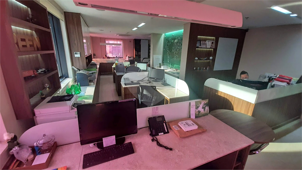 SALAS COMERCIAIS  EM SANTANA - 110M2 