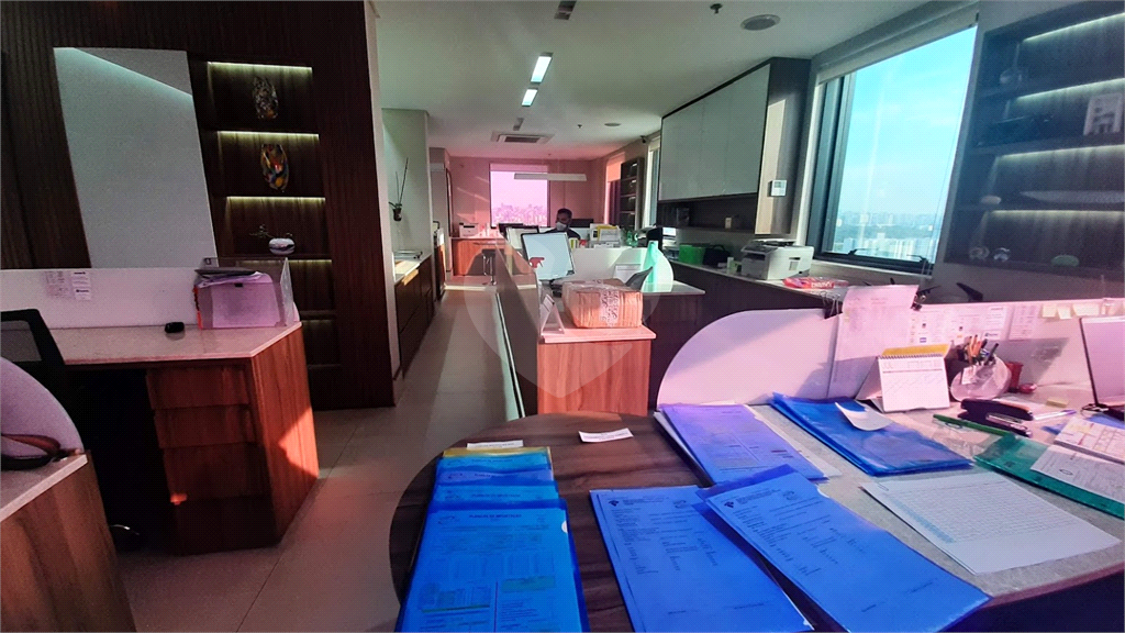 SALAS COMERCIAIS  EM SANTANA - 110M2 