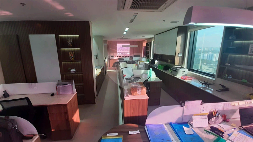 SALAS COMERCIAIS  EM SANTANA - 110M2 